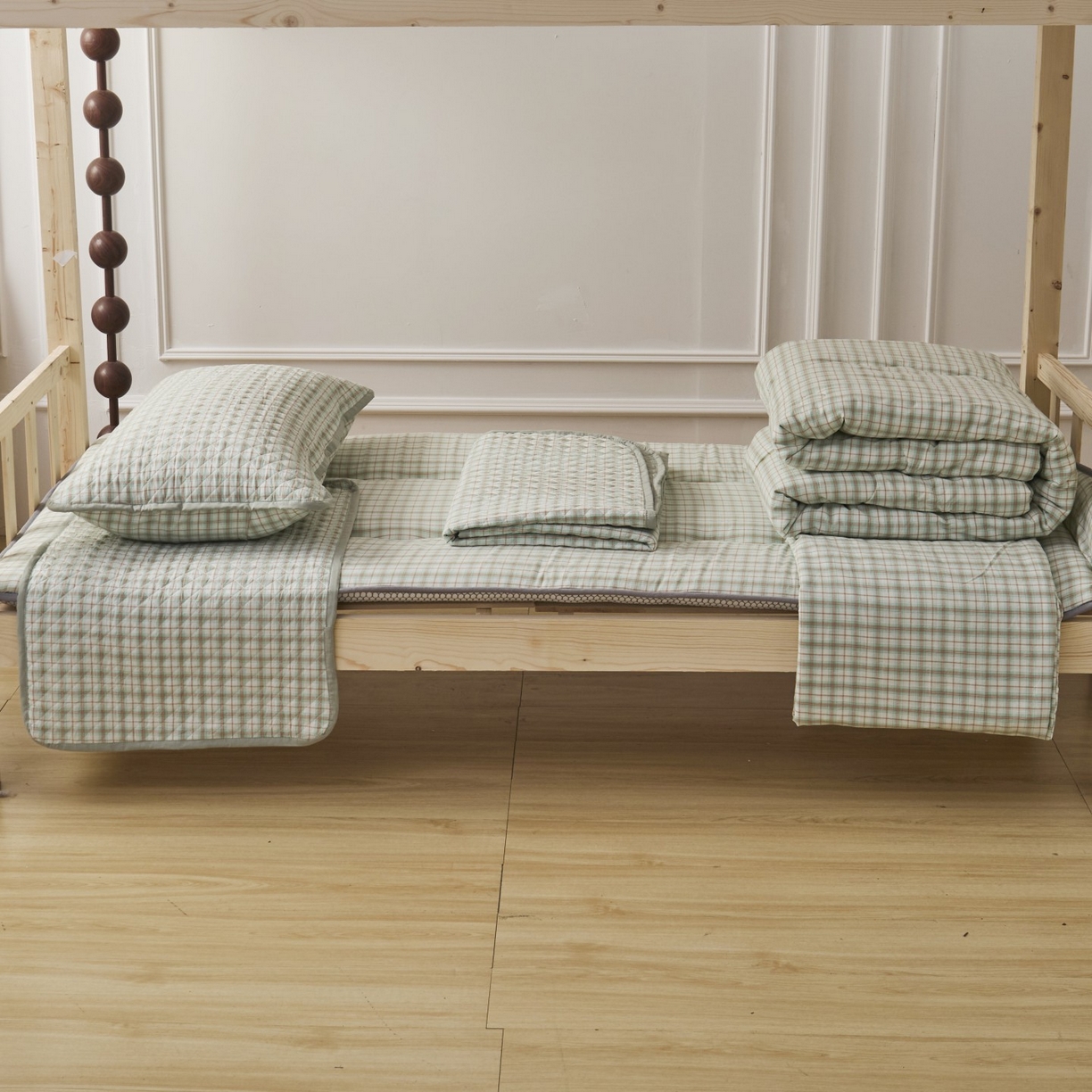 91家纺网 家纺一手货源 找家纺 上喜 2025新款学生款全棉水洗棉床盖款三件套，五件套 绿大格