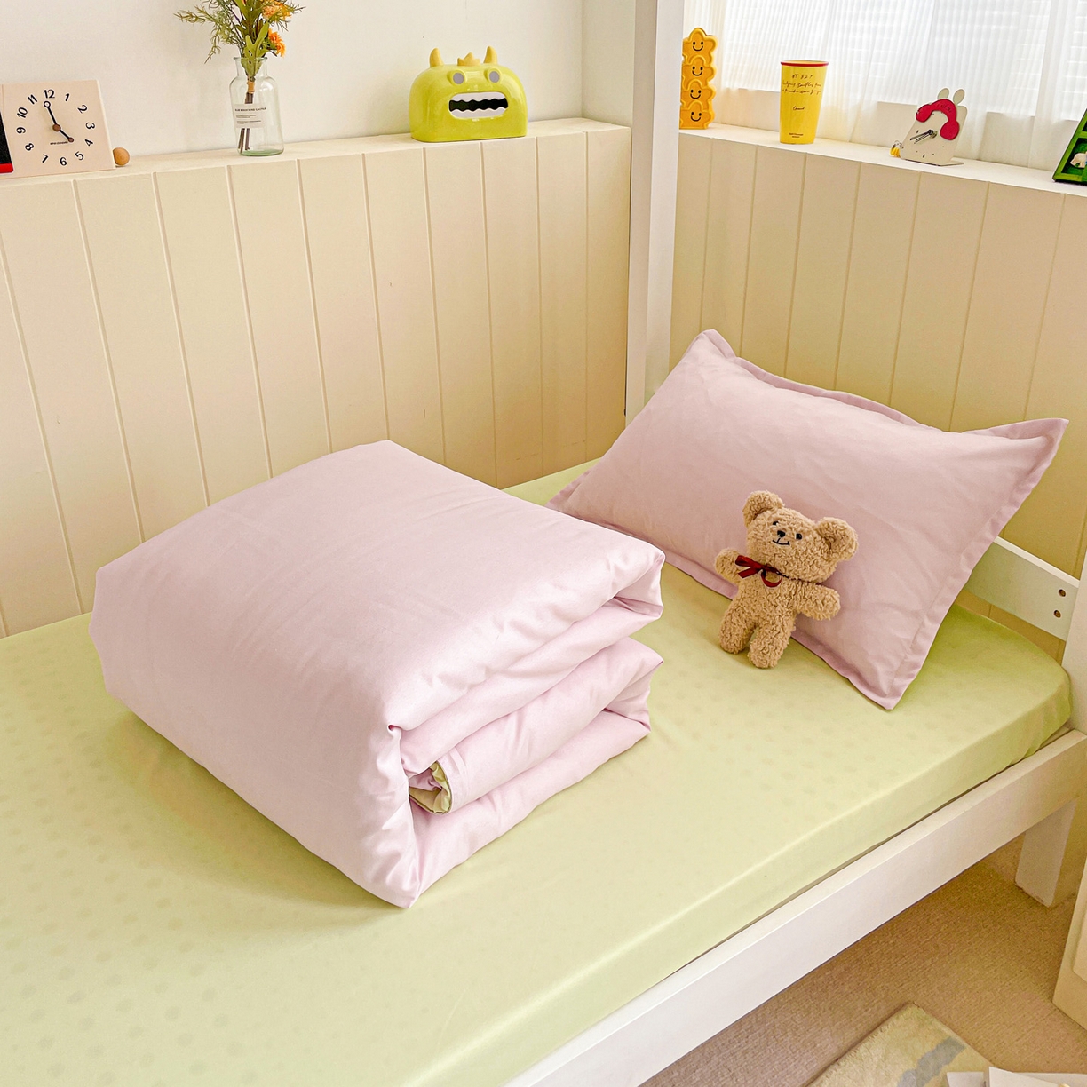 91家纺网 家纺一手货源 找家纺 楠沐家纺 2025新款芦荟棉印花学生宿舍上下铺四件套三件套 奶粉色泡泡绿