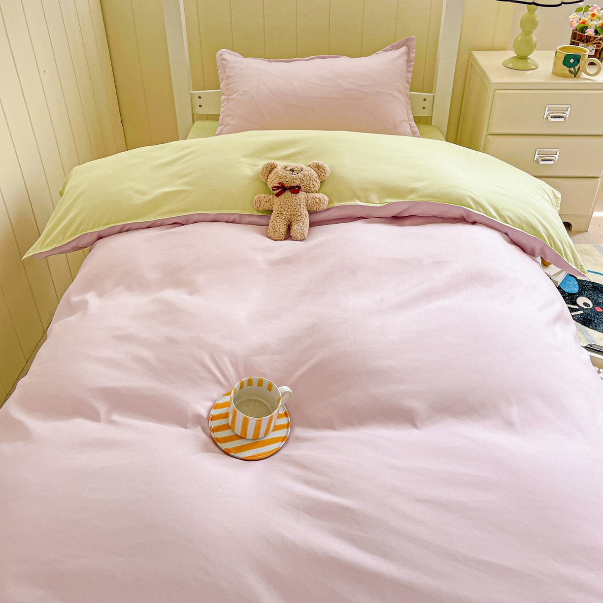 91家纺网 家纺一手货源 找家纺 楠沐家纺 2025新款芦荟棉印花学生宿舍上下铺四件套三件套 奶粉色泡泡绿