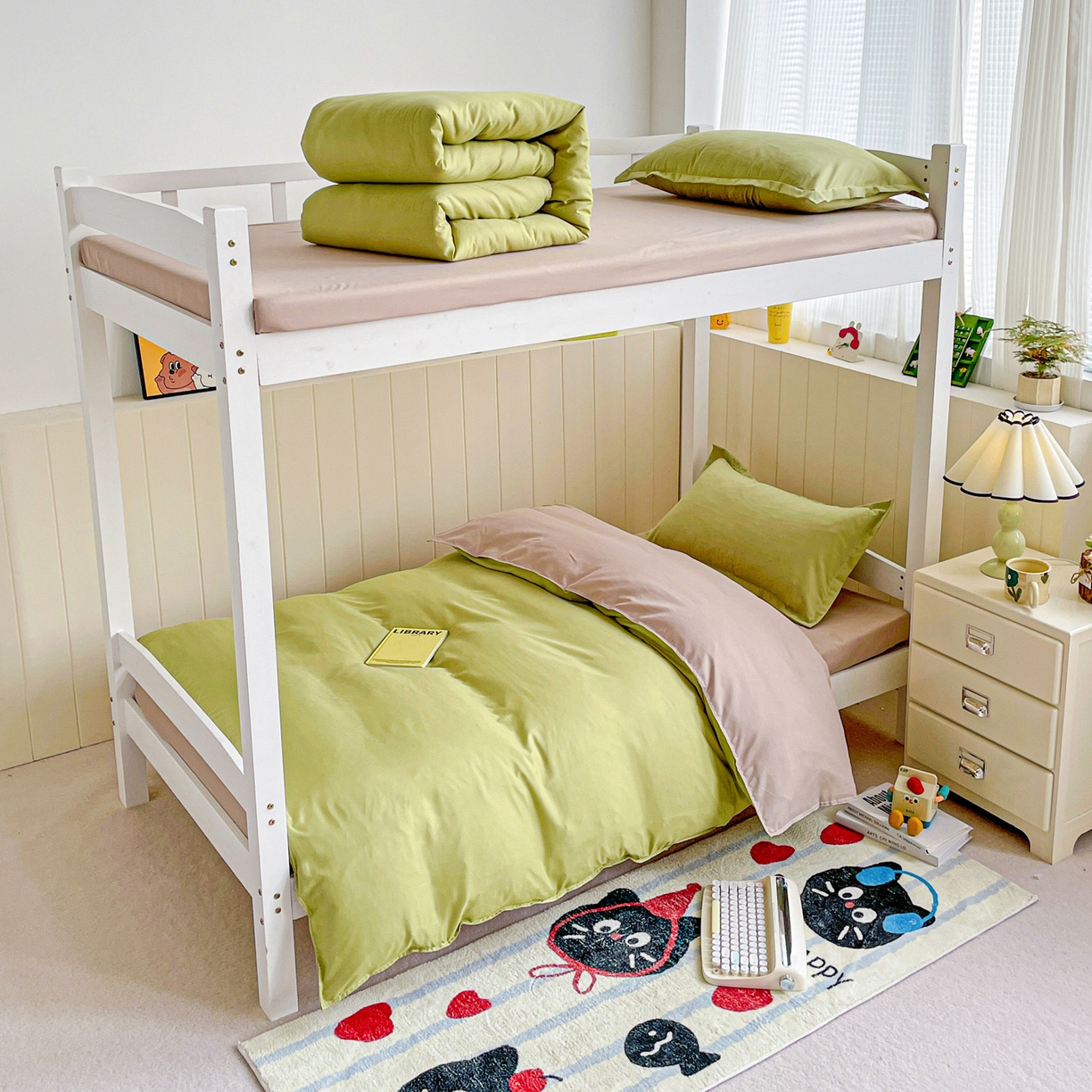 91家纺网 家纺一手货源 找家纺 楠沐家纺 2025新款芦荟棉印花学生宿舍上下铺四件套三件套 果绿浅驼