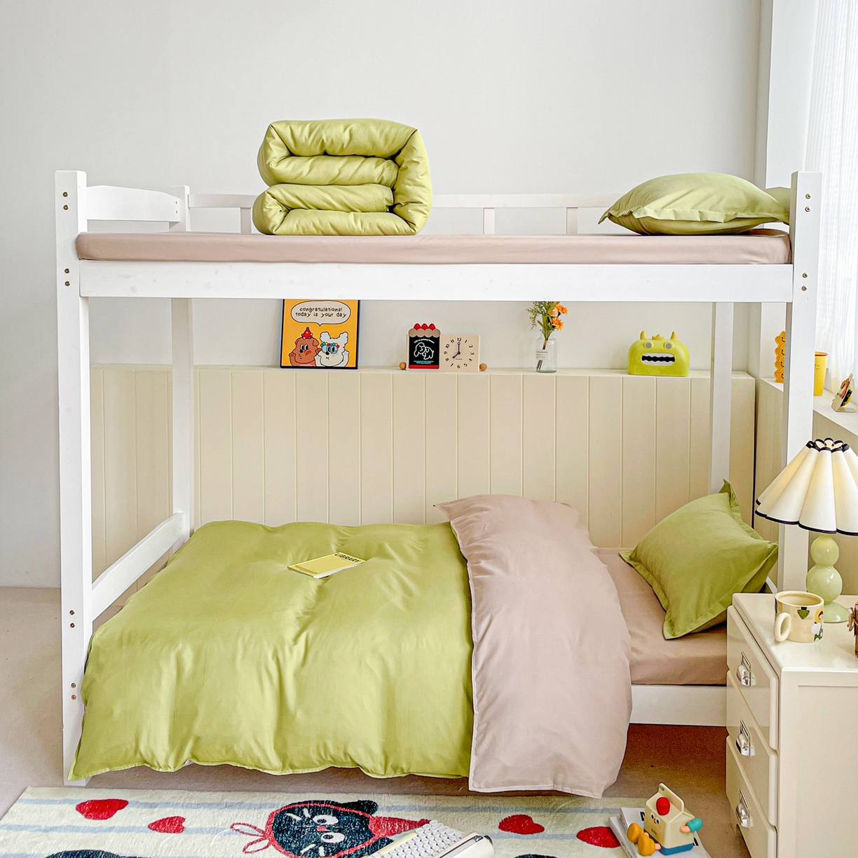 91家纺网 家纺一手货源 找家纺 楠沐家纺 2025新款芦荟棉印花学生宿舍上下铺四件套三件套 果绿浅驼