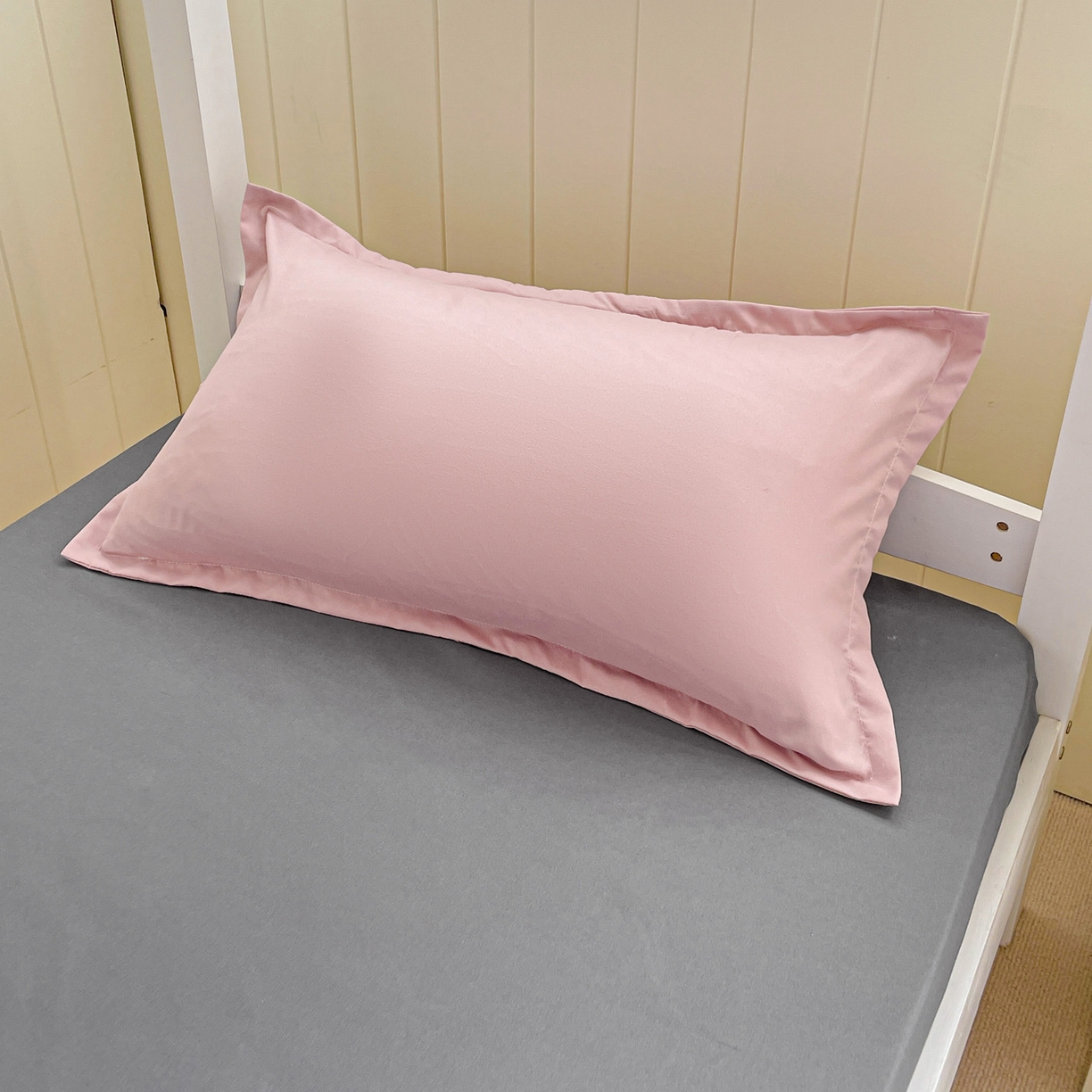 91家纺网 家纺一手货源 找家纺 楠沐家纺 2025新款芦荟棉印花学生宿舍上下铺四件套三件套 血牙深灰