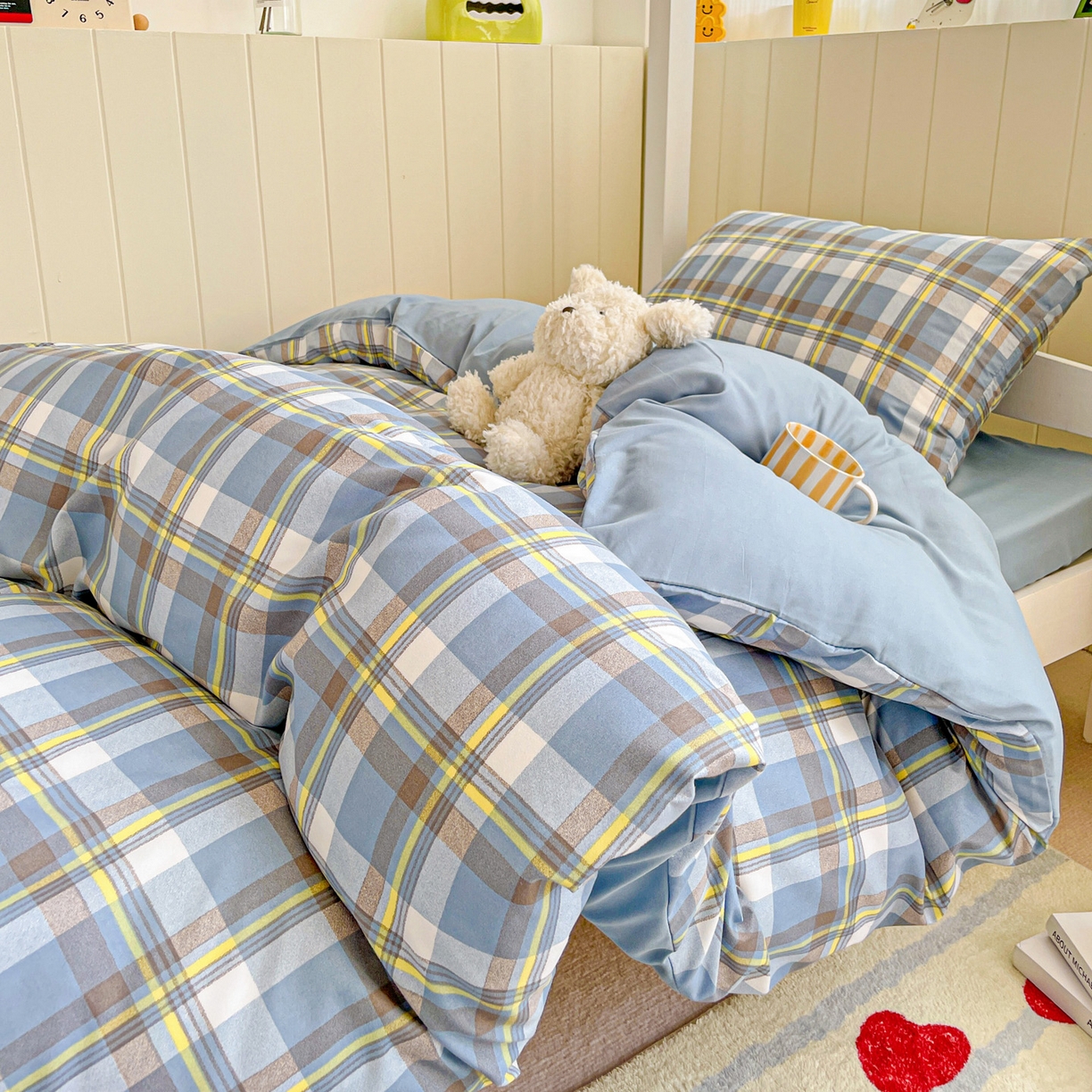 91家纺网 家纺一手货源 找家纺 楠沐家纺 2025新款芦荟棉印花学生宿舍上下铺四件套三件套 炫彩蓝格