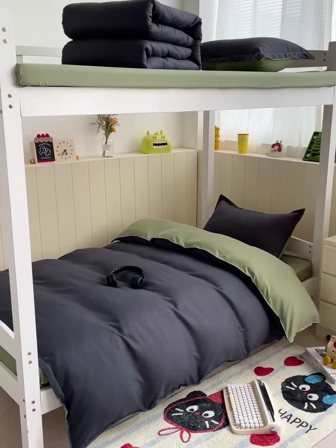 91家纺网 家纺一手货源 找家纺 楠沐家纺 2025新款芦荟棉印花学生宿舍上下铺四件套三件套 果绿耀夜黑