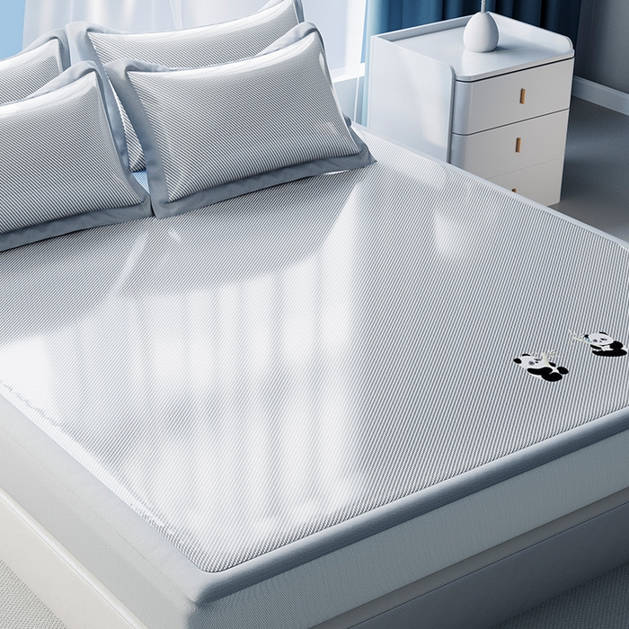 91家纺网 家纺一手货源 找家纺 （总）莱家富 2025新款凉感冰丝藤席-白熊日记