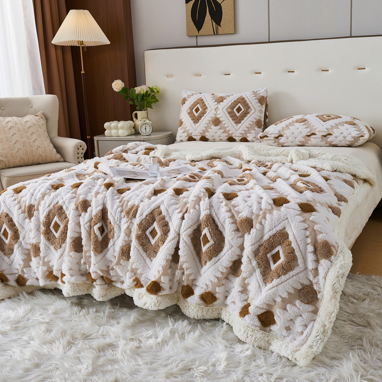 91家纺网 家纺一手货源 找家纺 枋梢家纺 2025新款阳离子羊羔绒毛毯盖毯毯子波西米亚系列 菱格-咖色