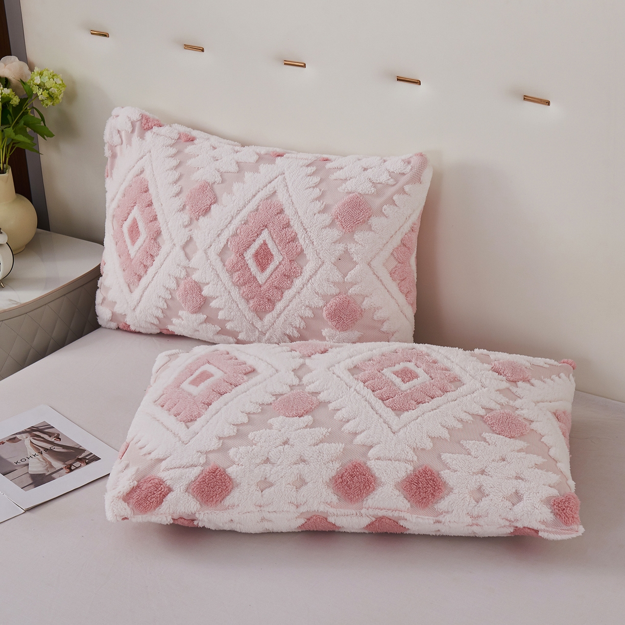 91家纺网 家纺一手货源 找家纺 枋梢家纺 2025新款阳离子羊羔绒毛毯盖毯毯子波西米亚系列 菱格-柔粉