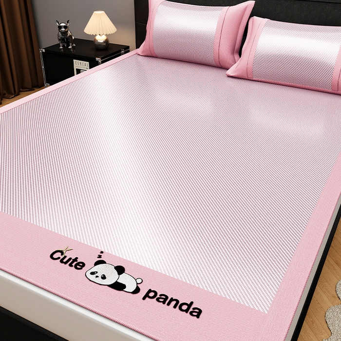 91家纺网 家纺一手货源 找家纺 莱家富 2025新款轻柔丝凉席冰丝席-嘟嘟熊 冰川粉-床席