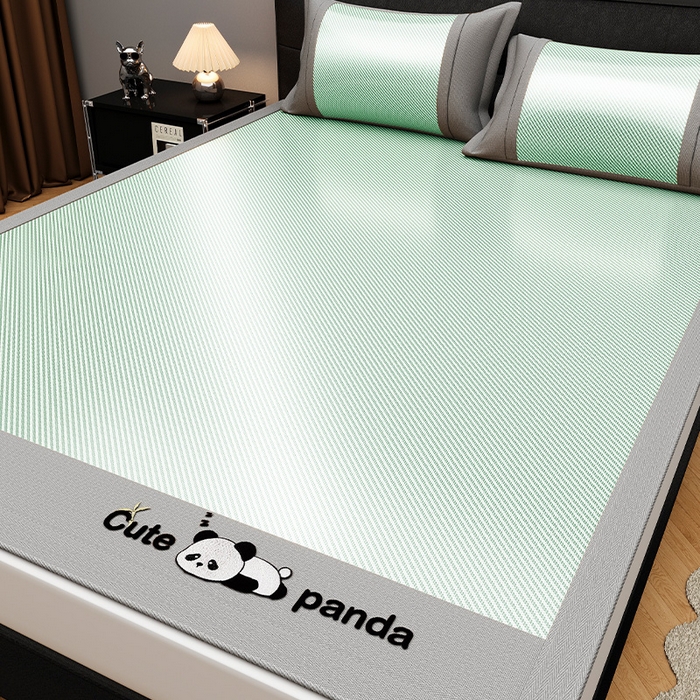 91家纺网 家纺一手货源 找家纺 莱家富 2025新款轻柔丝凉席冰丝席-嘟嘟熊 极光青-床席