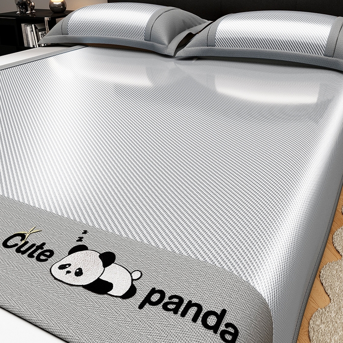 91家纺网 家纺一手货源 找家纺 莱家富 2025新款轻柔丝凉席冰丝席-嘟嘟熊 高级灰-床席