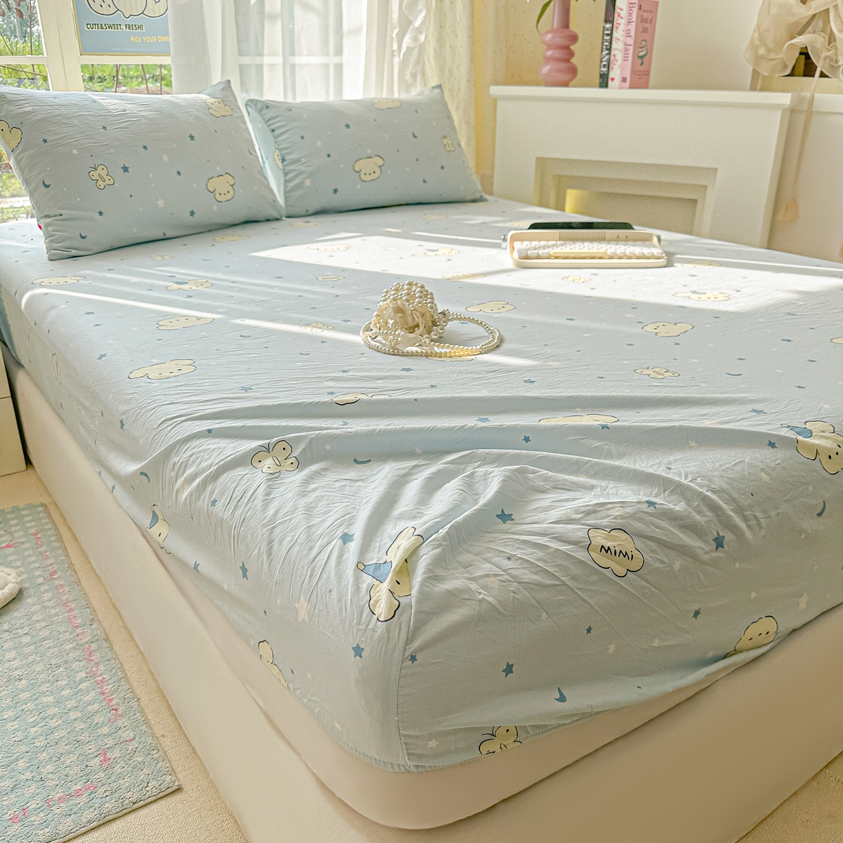 91家纺网 家纺一手货源 找家纺 韩巢家纺 2025新款超柔水洗棉印花床笠床笠单件单床笠学生宿舍专用热销款防滑床套 星月小狗