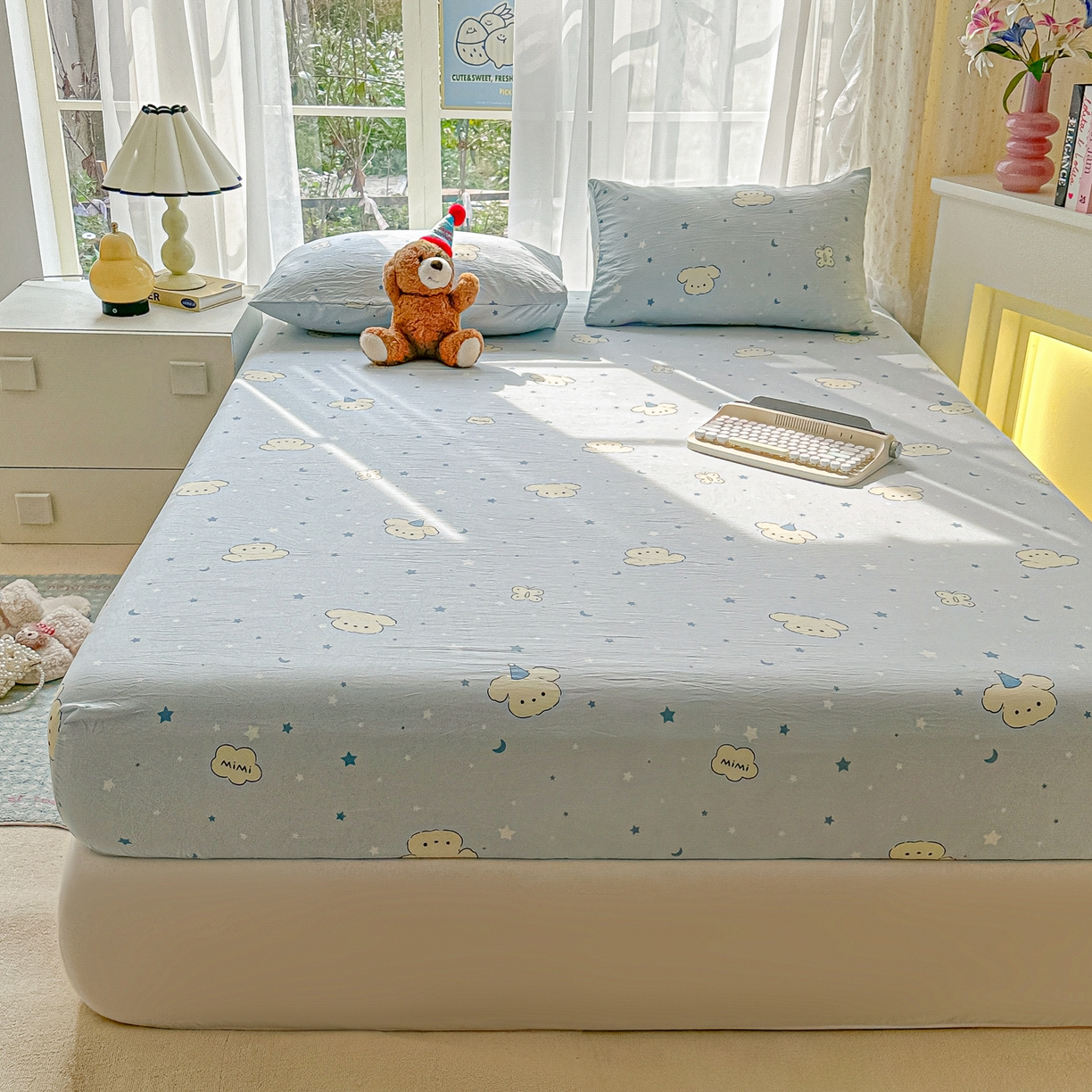 91家纺网 家纺一手货源 找家纺 韩巢家纺 2025新款超柔水洗棉印花床笠床笠单件单床笠学生宿舍专用热销款防滑床套 星月小狗