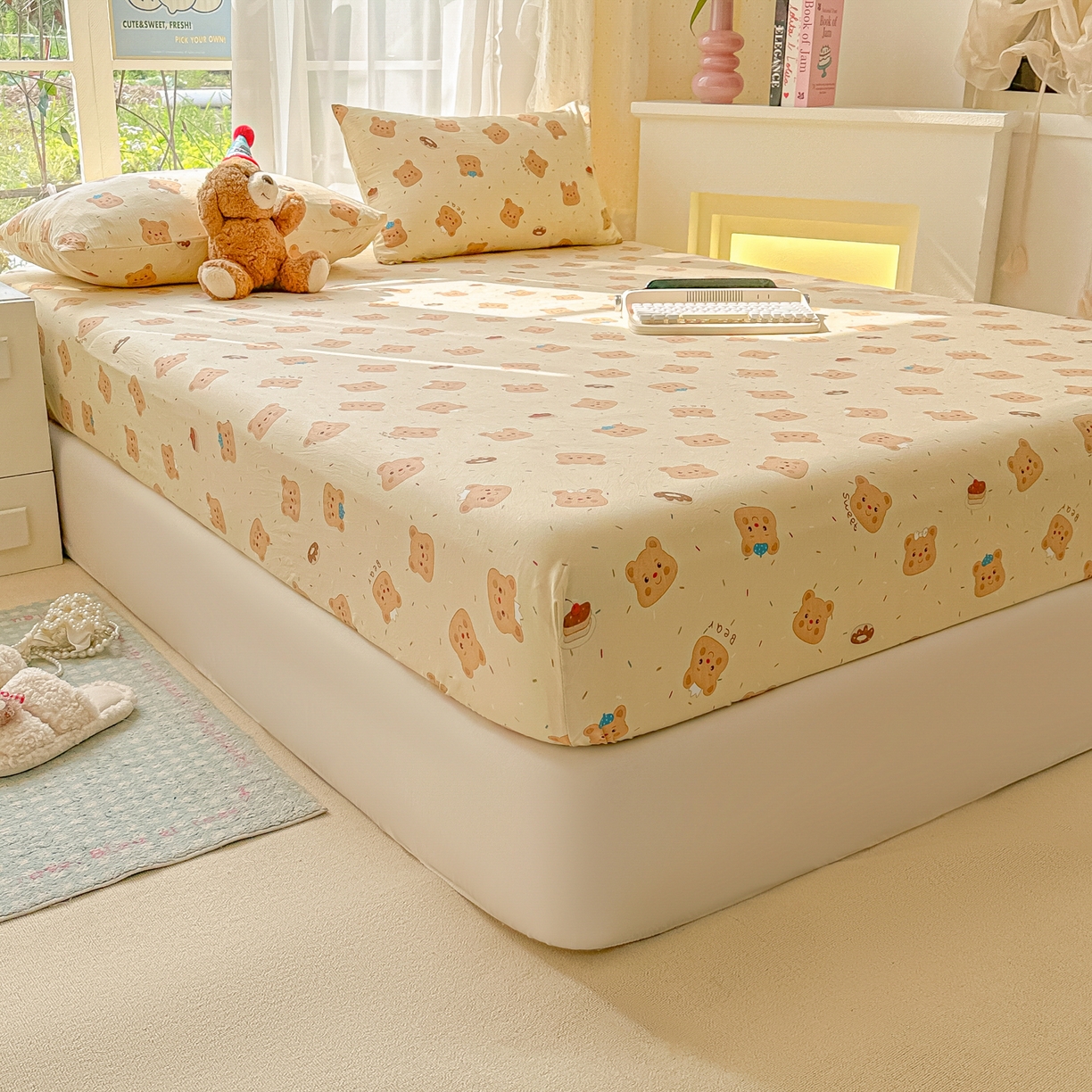 91家纺网 家纺一手货源 找家纺 韩巢家纺 2025新款超柔水洗棉印花床笠床笠单件单床笠学生宿舍专用热销款防滑床套 奥利奥小熊