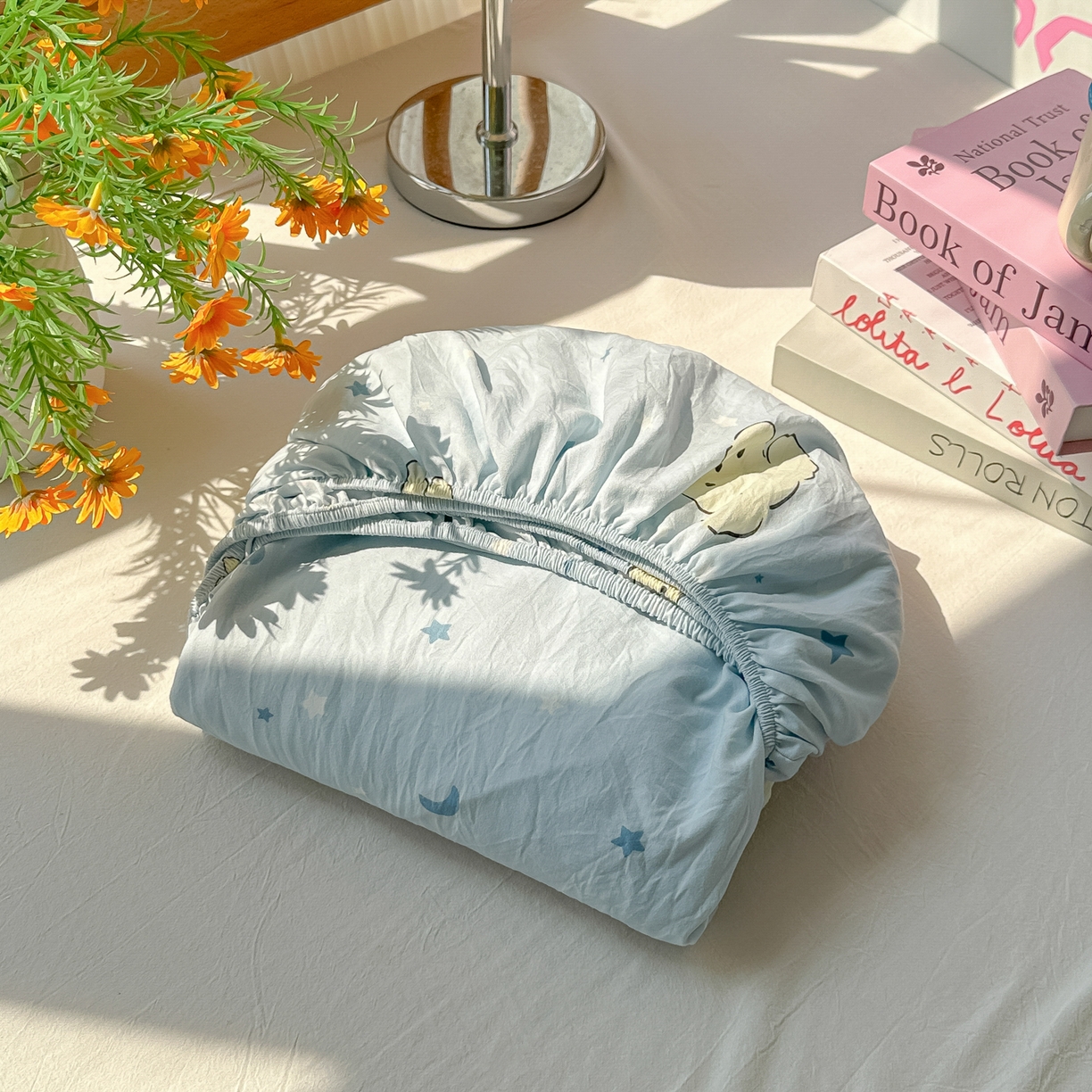 91家纺网 家纺一手货源 找家纺 韩巢家纺 2025新款超柔水洗棉印花床笠床笠单件单床笠学生宿舍专用热销款防滑床套 星月小狗