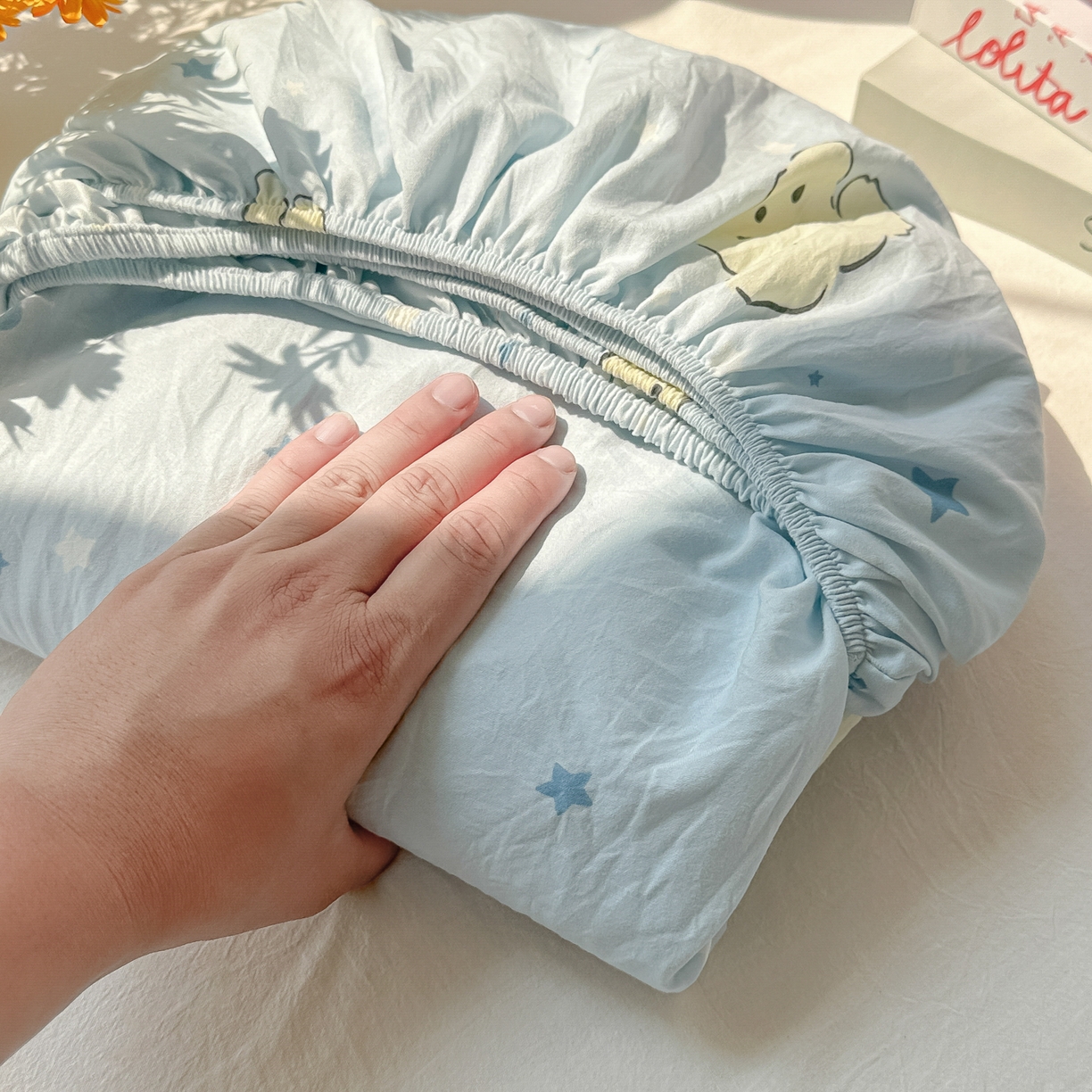 91家纺网 家纺一手货源 找家纺 韩巢家纺 2025新款超柔水洗棉印花床笠床笠单件单床笠学生宿舍专用热销款防滑床套 星月小狗