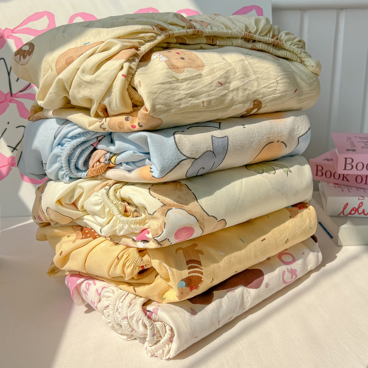 91家纺网 家纺一手货源 找家纺 韩巢家纺 2025新款超柔水洗棉印花床笠床笠单件单床笠学生宿舍专用热销款防滑床套 组合图仅供展示