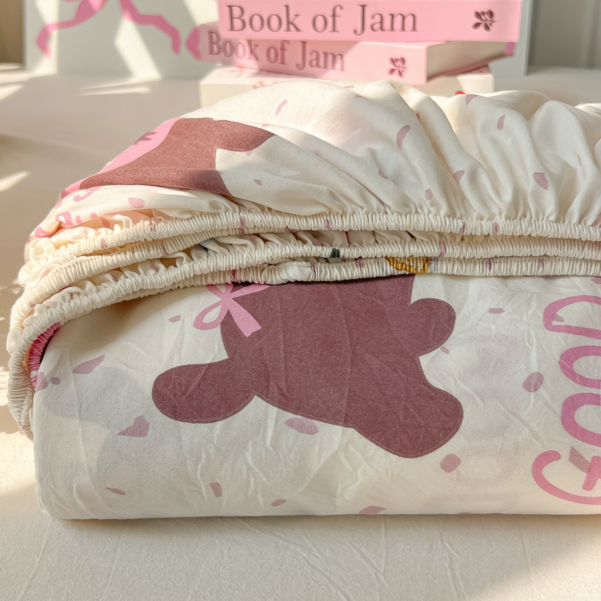 91家纺网 家纺一手货源 找家纺 韩巢家纺 2025新款超柔水洗棉印花床笠床笠单件单床笠学生宿舍专用热销款防滑床套 彩彩狗