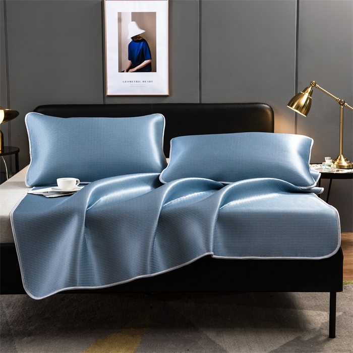 91家纺网 家纺一手货源 找家纺 莱家富 2025新款碳光席普通款小包边冰丝席 深蓝普通款