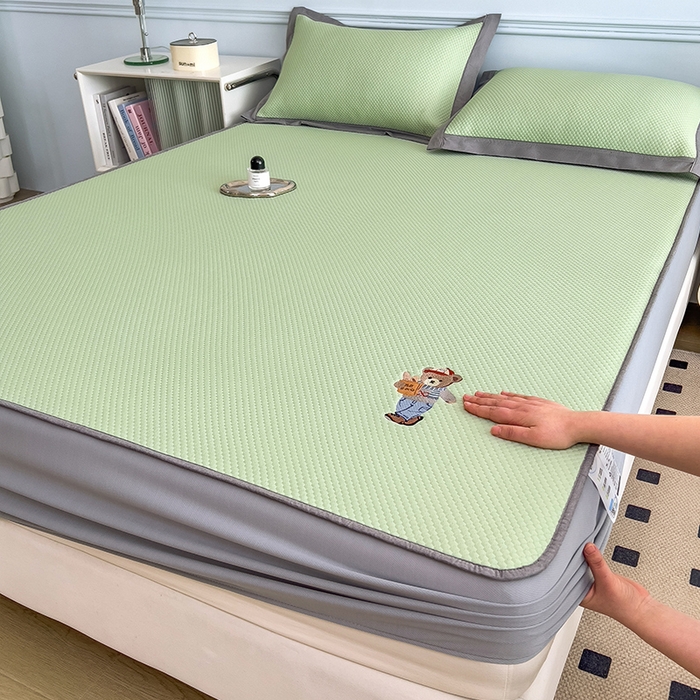 91家纺网 家纺一手货源 找家纺 莱家富 2025新款乙纶冰豆豆凉席冰丝席-多比来了 多比来了-千草绿床笠