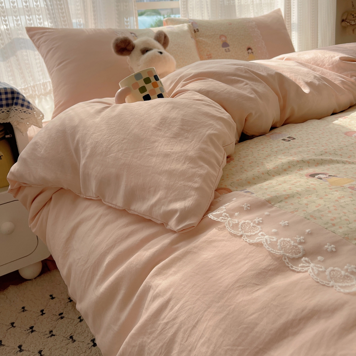 91家纺网 家纺一手货源 找家纺 （总）盼季家纺 2025新款柔软亲肤活性印花雪纺花边四件套