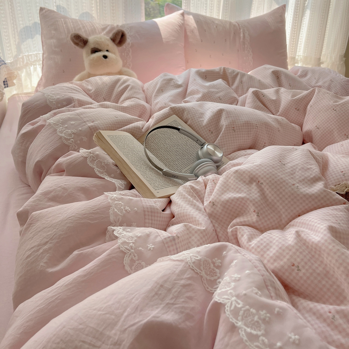 91家纺网 家纺一手货源 找家纺 （总）盼季家纺 2025新款柔软亲肤活性印花雪纺花边四件套