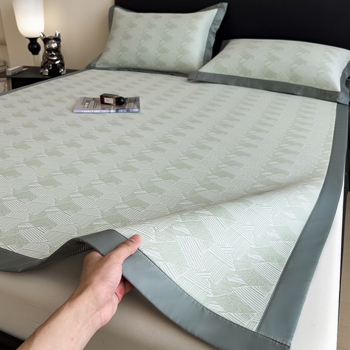 91家纺网 家纺一手货源 找家纺 （总）莱家富 2025新款乙纶凉席冰丝席-银羽流光