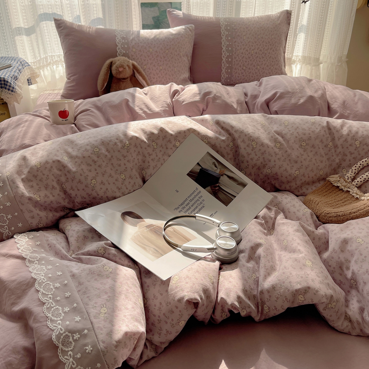 91家纺网 家纺一手货源 找家纺 盼季家纺 2025新款柔软亲肤活性印花雪纺花边四件套 雪纺花边-碎花紫兔