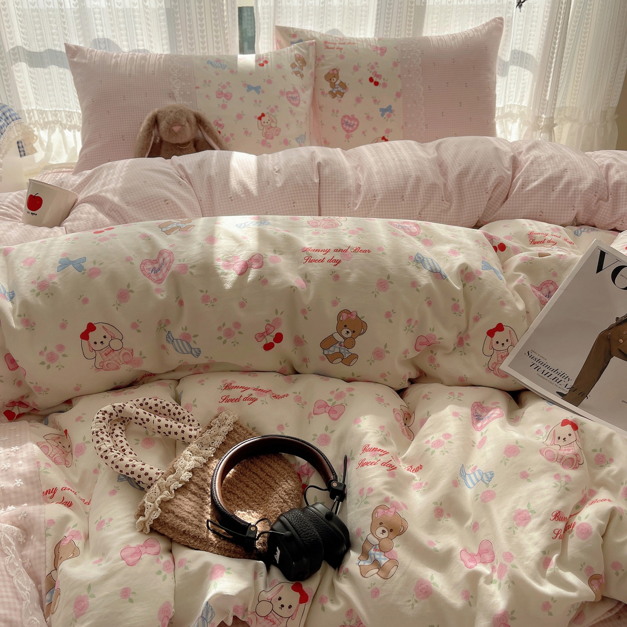 91家纺网 家纺一手货源 找家纺 盼季家纺 2025新款柔软亲肤活性印花雪纺花边四件套 雪纺花边-小熊花苑