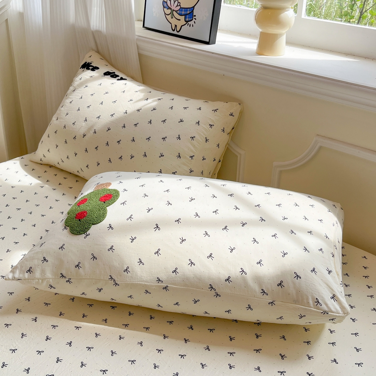 91家纺网 家纺一手货源 找家纺 盼季家纺 2025新款水洗棉毛巾绣床笠系列（提供买家秀） 毛巾绣床笠-滑板小熊