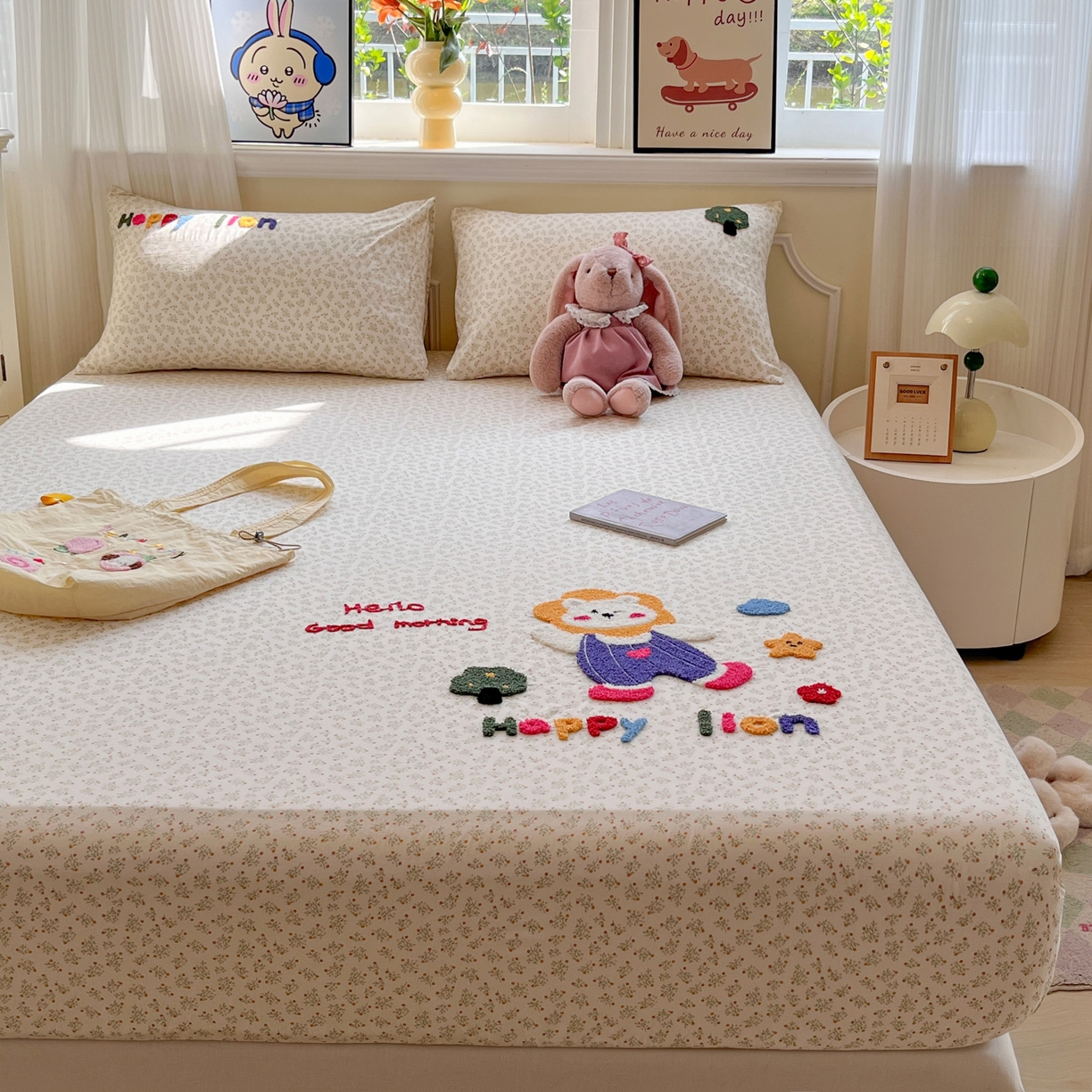 91家纺网 家纺一手货源 找家纺 盼季家纺 2025新款水洗棉毛巾绣床笠系列（提供买家秀） 毛巾绣床笠-萌萌狮