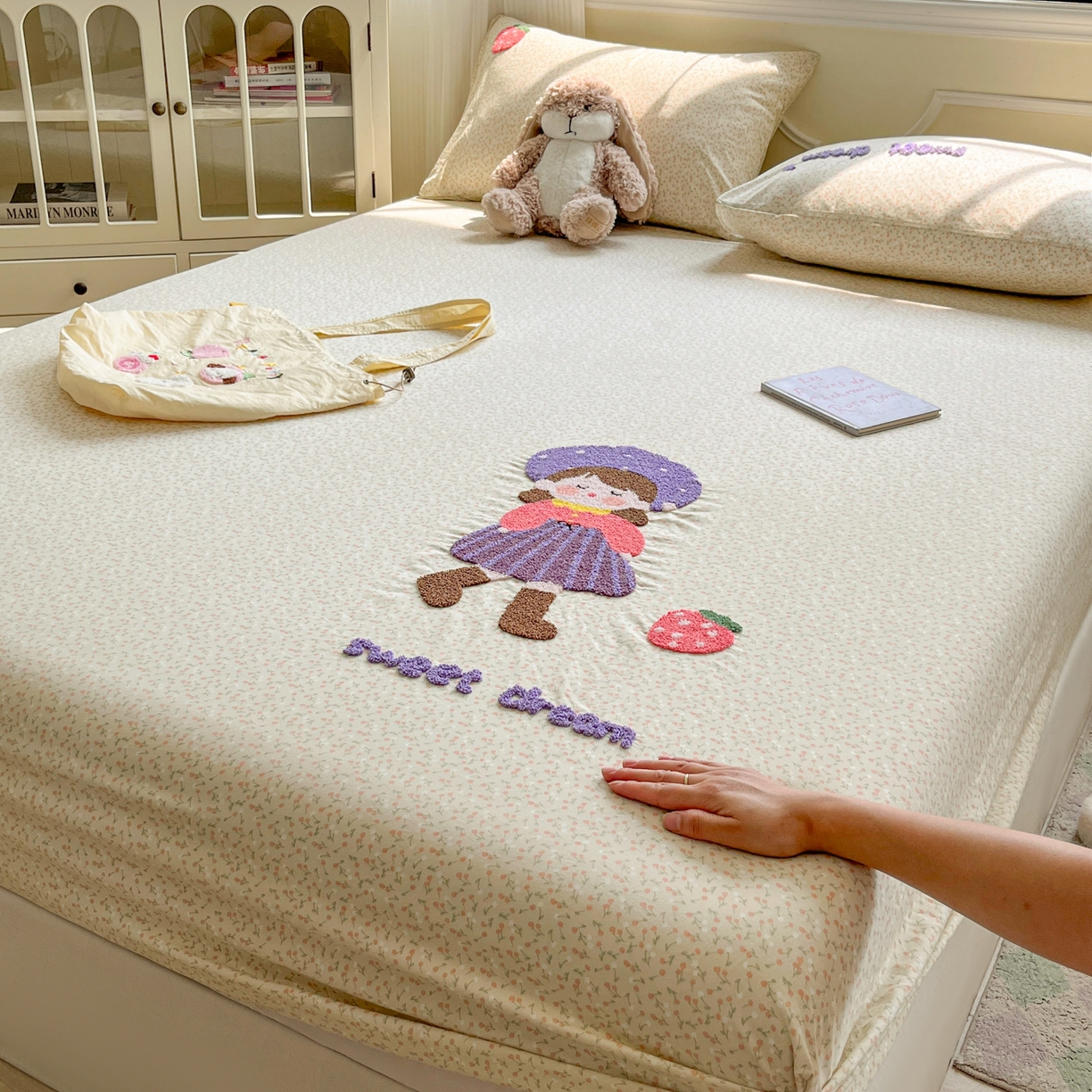 91家纺网 家纺一手货源 找家纺 盼季家纺 2025新款水洗棉毛巾绣床笠系列（提供买家秀） 毛巾绣床笠-元气少女