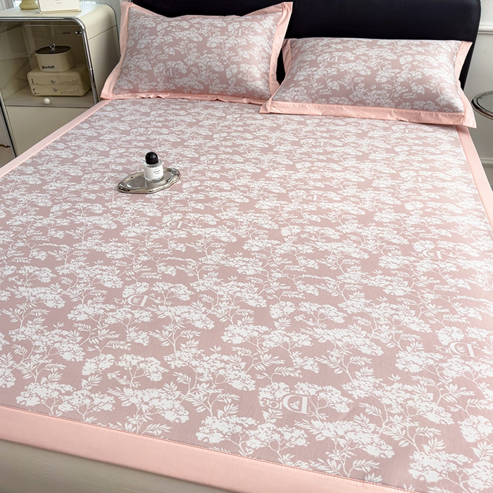 91家纺网 家纺一手货源 找家纺 莱家富 2025新款A类乙纶凉席冰丝席-繁花 繁花-淡雅粉床席