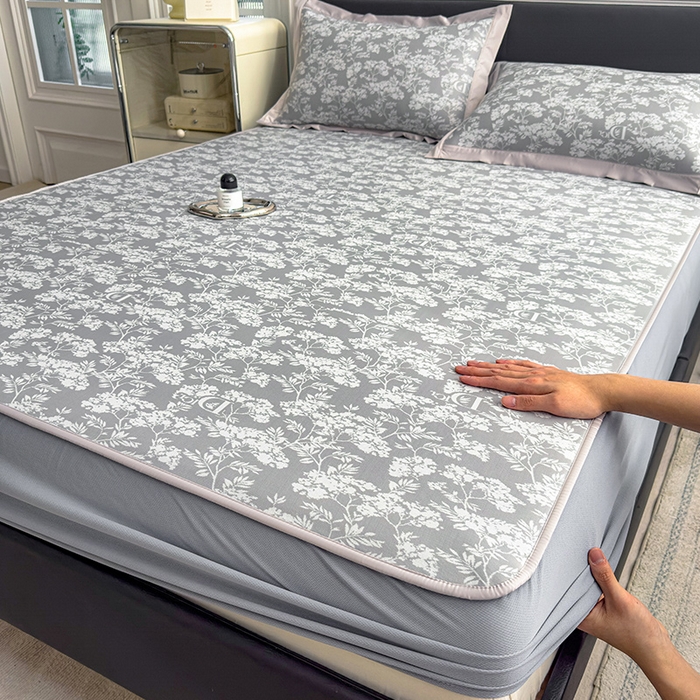 91家纺网 家纺一手货源 找家纺 莱家富 2025新款A类乙纶凉席冰丝席-繁花 繁花-清雅灰床笠