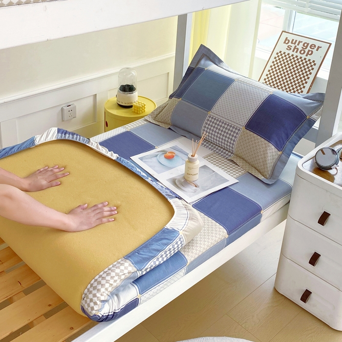 91家纺网 家纺一手货源 找家纺 （总）春皖家纺 2025新款学生季全棉纯棉13070印花单床笠 床笠单件