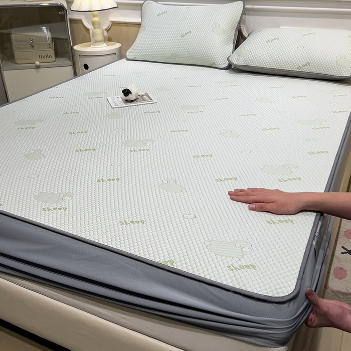 91家纺网 家纺一手货源 找家纺 莱家富 2025新款A类凉感豆豆凉席冰丝席-sheep小羊 sheep-果绿床笠款