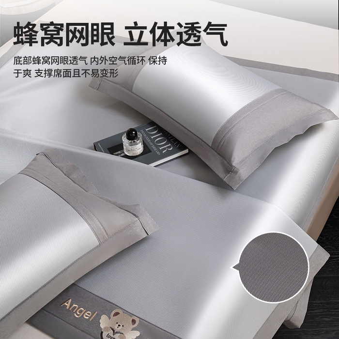 91家纺网 家纺一手货源 找家纺 （总）莱家富 2025新款轻柔丝凉席冰丝席-欢乐熊