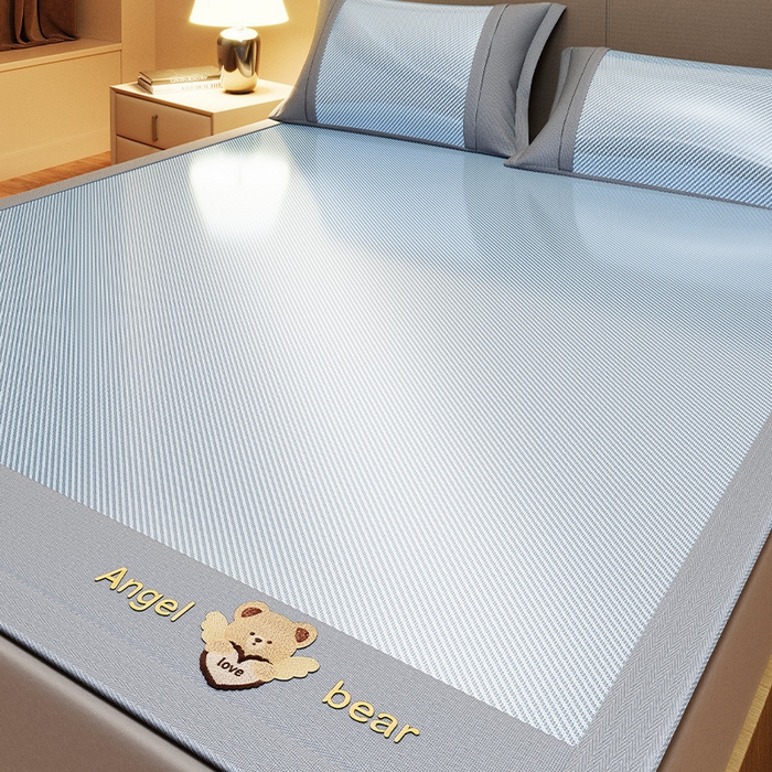 91家纺网 家纺一手货源 找家纺 （总）莱家富 2025新款轻柔丝凉席冰丝席-欢乐熊