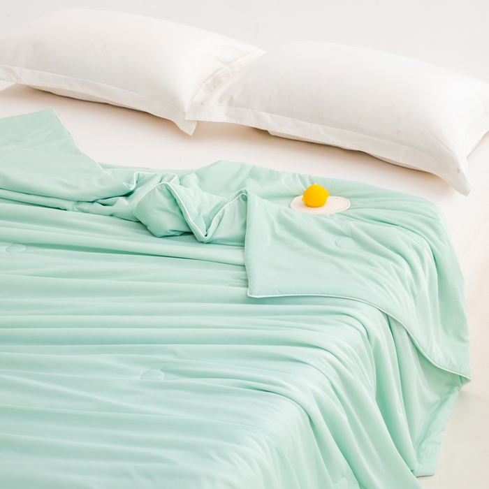 91家纺网 家纺一手货源 找家纺 莱家富 2025新款A类云母凉感丝冰淇淋夏被天丝瓜瓜夏被夏凉被空调被 优雅绿