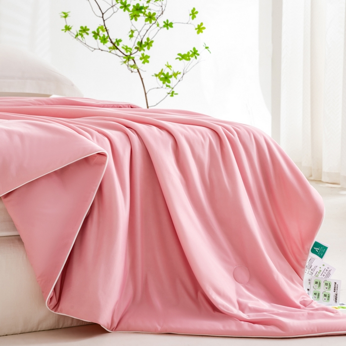 91家纺网 家纺一手货源 找家纺 莱家富 2025新款A类云母凉感丝冰淇淋夏被天丝瓜瓜夏被夏凉被空调被 冰梅粉