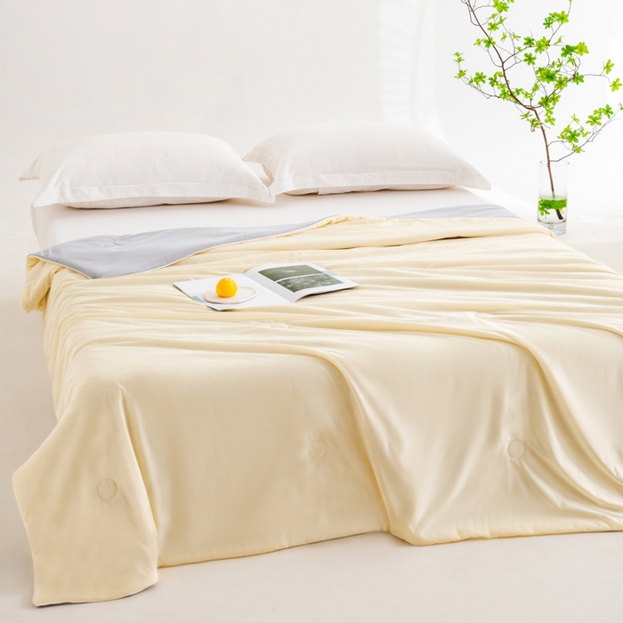 91家纺网 家纺一手货源 找家纺 莱家富 2025新款A类云母凉感丝冰淇淋夏被天丝瓜瓜夏被夏凉被空调被 柠檬黄+灰