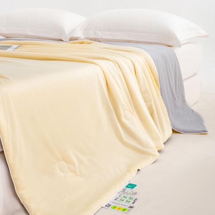 91家纺网 家纺一手货源 找家纺 莱家富 2025新款A类云母凉感丝冰淇淋夏被天丝瓜瓜夏被夏凉被空调被 柠檬黄+灰