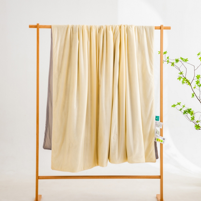 91家纺网 家纺一手货源 找家纺 莱家富 2025新款A类云母凉感丝冰淇淋夏被天丝瓜瓜夏被夏凉被空调被 柠檬黄+灰