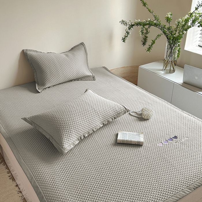 91家纺网 家纺一手货源 找家纺 （总）莱家富 2025新款3D凉豆豆凉席系列-秘豆