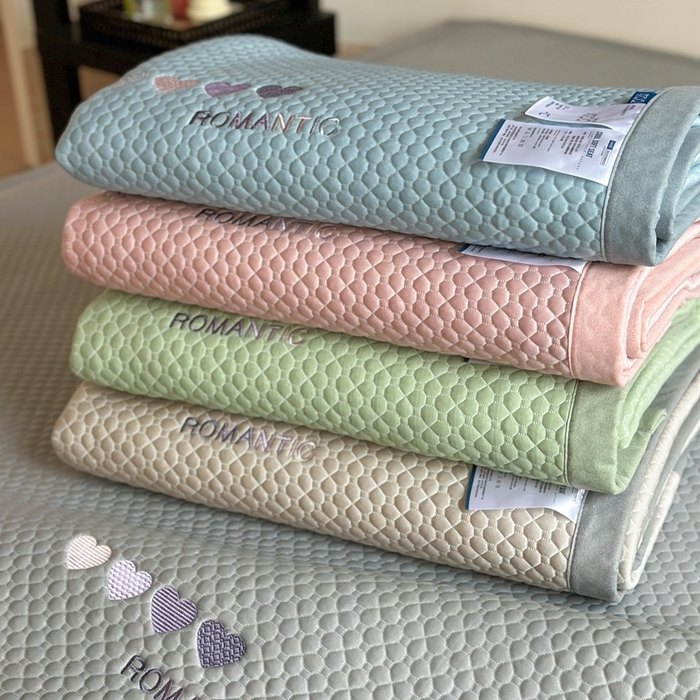 91家纺网 家纺一手货源 找家纺 莱家富 2025新款3D凉豆豆凉席系列-秘豆 组合图