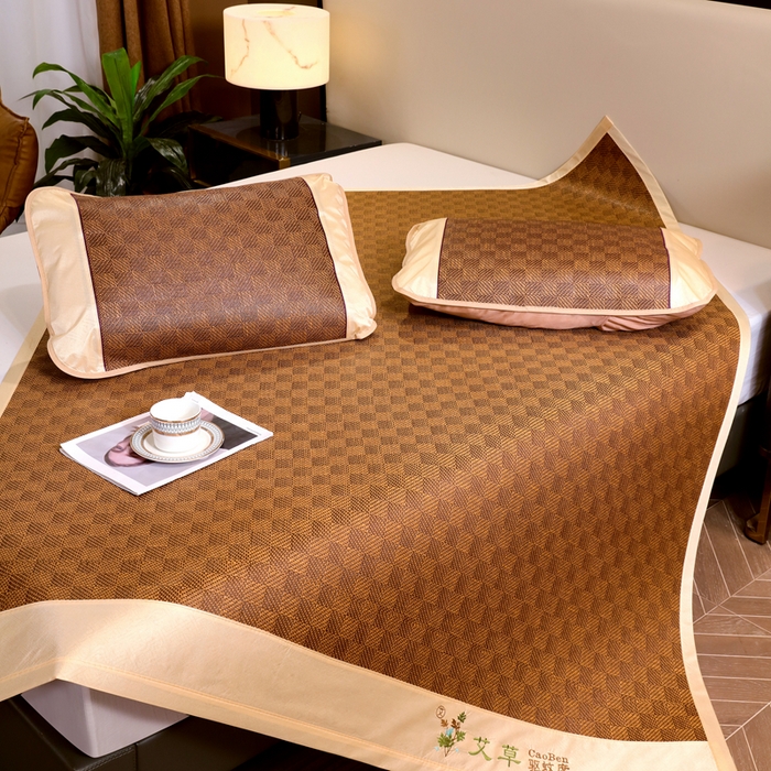 91家纺网 家纺一手货源 找家纺 （总）莱家富 2025新款双面艾草刺绣藤席套件