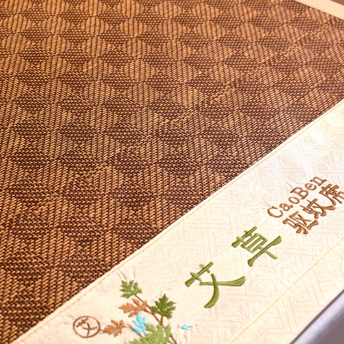 91家纺网 家纺一手货源 找家纺 莱家富 2025新款双面艾草刺绣藤席套件 双面席经典格