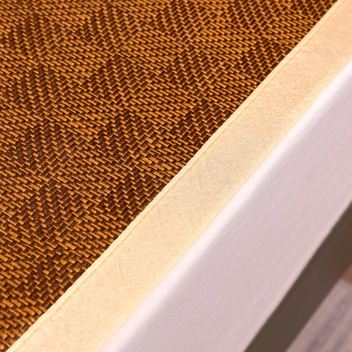 91家纺网 家纺一手货源 找家纺 莱家富 2025新款双面艾草刺绣藤席套件 双面席经典格