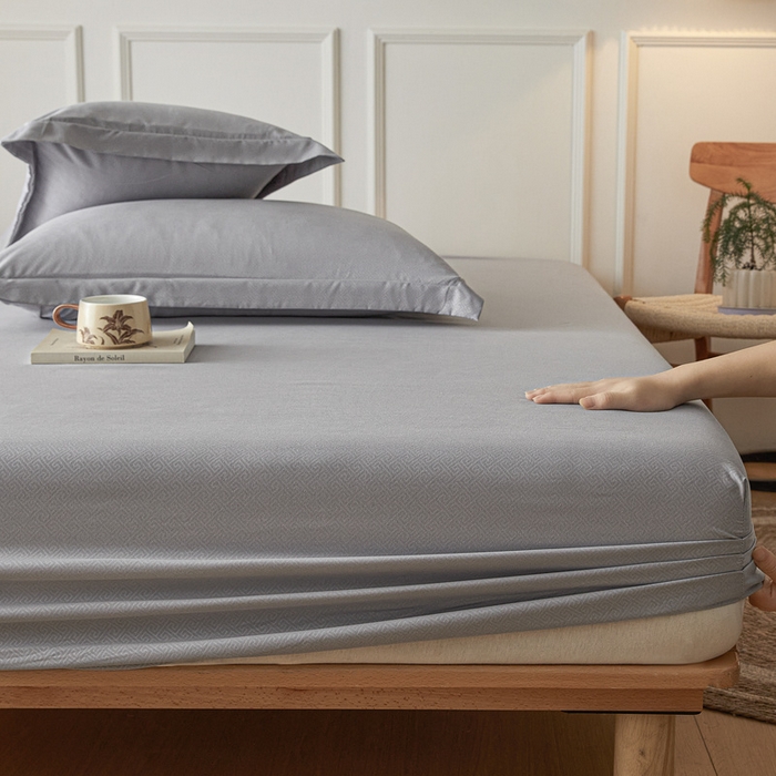 91家纺网 家纺一手货源 找家纺 露梦家纺 2025新款纯色磨毛压花简约枕套 浅灰