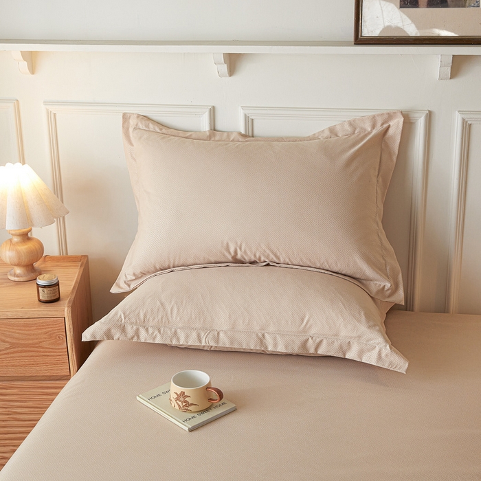 91家纺网 家纺一手货源 找家纺 （总）露梦家纺 2025新款纯色磨毛压花简约枕套