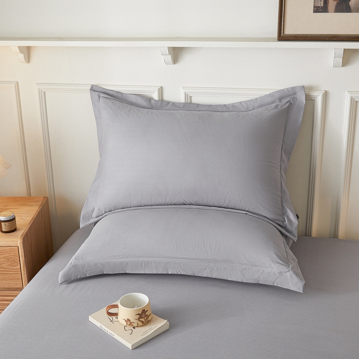 91家纺网 家纺一手货源 找家纺 （总）露梦家纺 2025新款纯色磨毛压花简约枕套